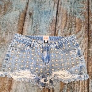 Gianni Bini Silver Studded Blue Jean Shorts. NWOT Size 13